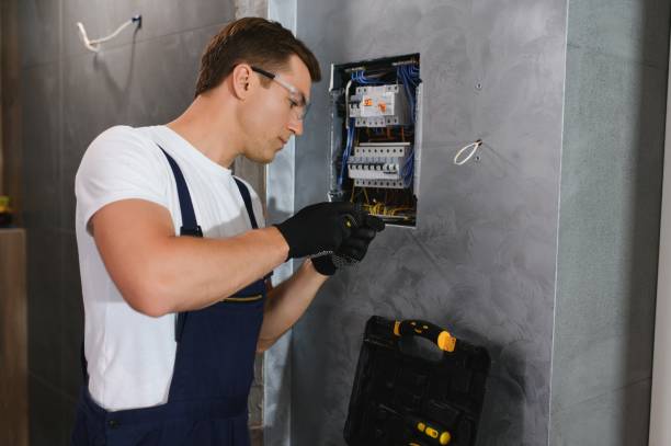 Best Electric Panel Repair  in Middlefield, OH